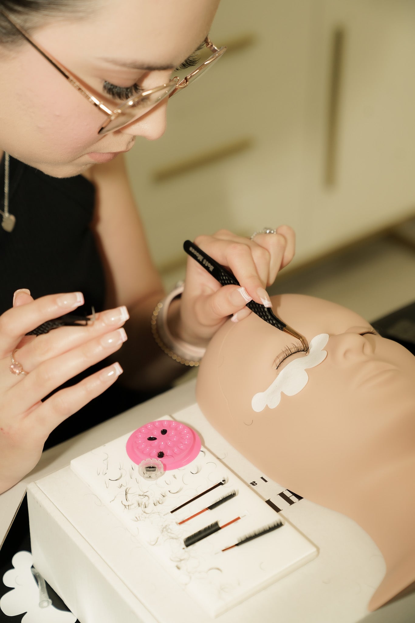 4 WEEK LASH COURSE ( 4 Sundays )