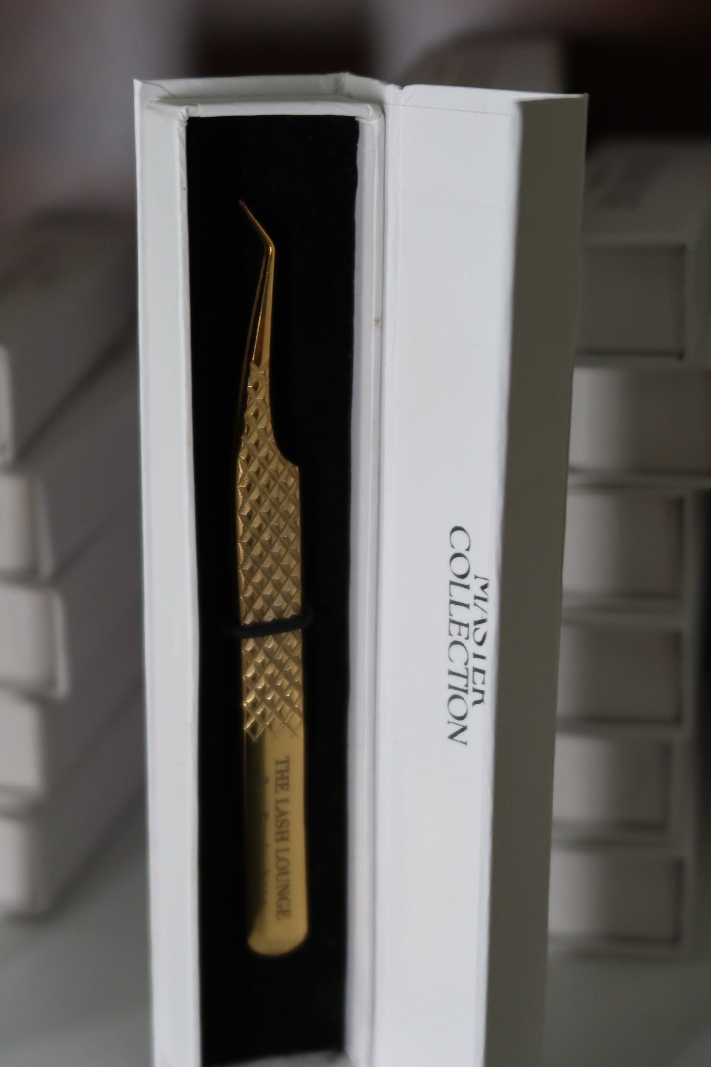 GOLD 45 ANGLE